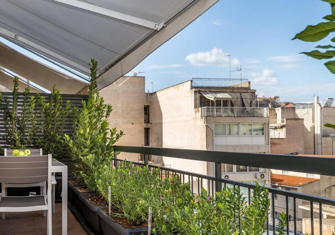 Emily In Athens - Central Chic Flat With Terrace Syntagma E1 ภายนอก รูปภาพ