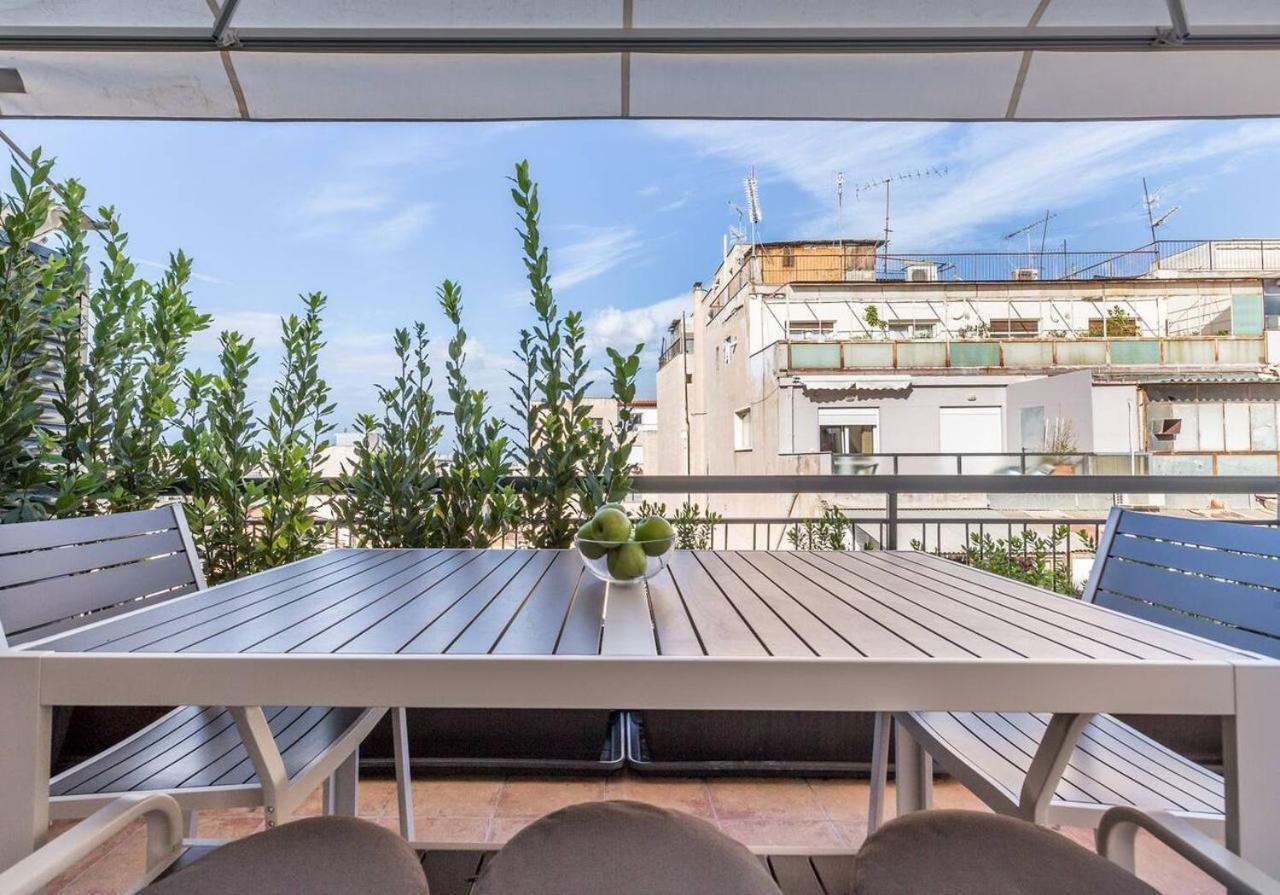 Emily In Athens - Central Chic Flat With Terrace Syntagma E1 ภายนอก รูปภาพ