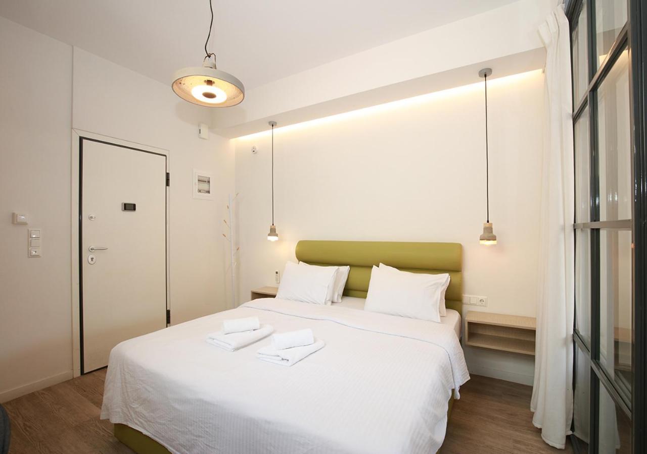 Emily In Athens - Central Chic Flat With Terrace Syntagma E1 ภายนอก รูปภาพ