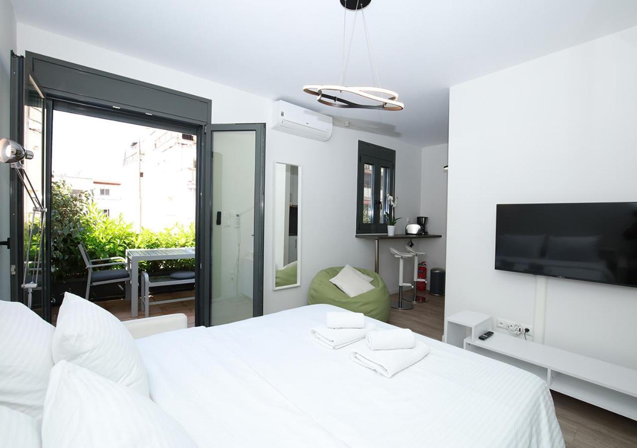 Emily In Athens - Central Chic Flat With Terrace Syntagma E1 ภายนอก รูปภาพ